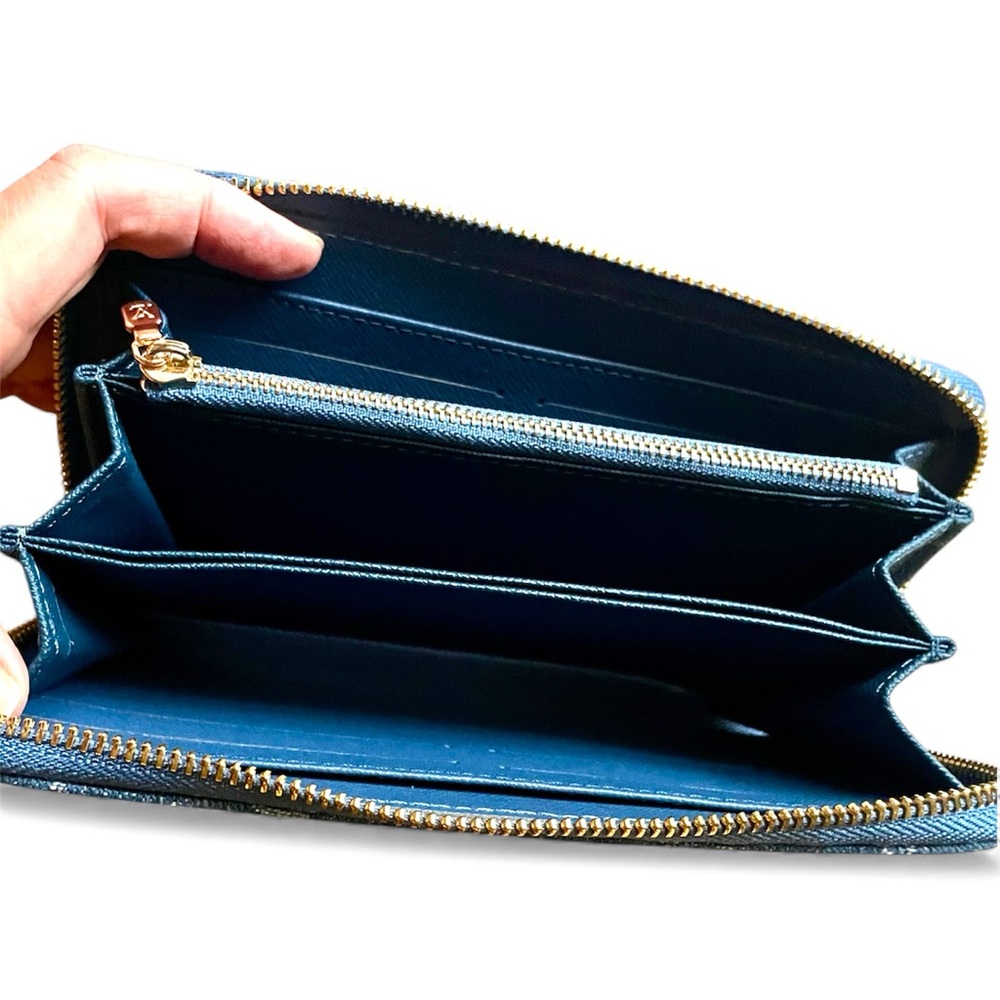 Gorgeous LV Monogram Denim Zippy elongated Wallet in Blue with multi compartment - Picture 9 of 9